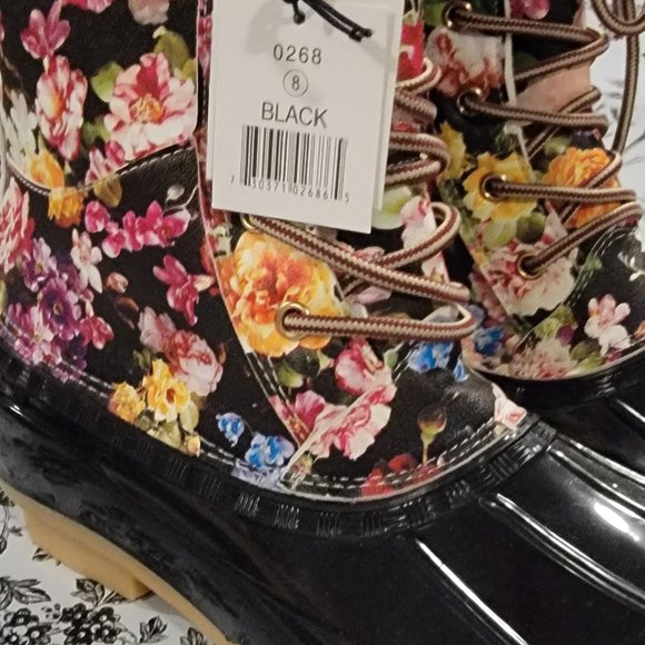 Jands Duck Boots - Picture 2 of 6